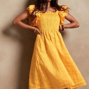 NEW Banana Republic LINEN SMOCKED RUFFLE MIDI DRESS